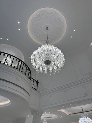 European  Luxury Crystal Pendant Hanging Lamp Living Room Hotel Hall Villa Application Luxury Candle Chandeliers Light