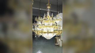 Xem bản demo đèn chùm thương mại bằng đồng thau chất lượng cao E14