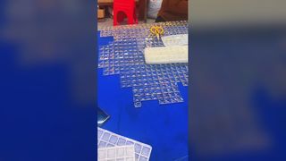 Tùy chỉnh thời trang hiện đại Kính nghệ thuật Đèn chùm Led Hổ phách Dự án mặt dây chuyền trang trí rõ ràng Installati
