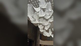 Phong cách châu Âu tùy chỉnh Kính màu hổ phách Lá rơi Phòng khách Đèn trần trang trí thẩm mỹ