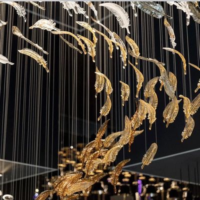 Đồ bán buôn hiện đại sang trọng hoa lá hình màu nâu tinh thể thổi Chihuly Murano kính đèn chùm Chips Khách sạn trang trí trần nhà