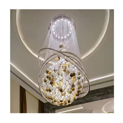 Tùy chỉnh hiện đại sang trọng trần nhà cao lớn đa màu treo kính thủy tinh thủy tinh đèn chùm cho khách sạn biệt thự