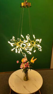 Đèn thả trần LED trang trí phòng khách trong nhà hiện đại, đèn chùm pha lê hình lá sang trọng